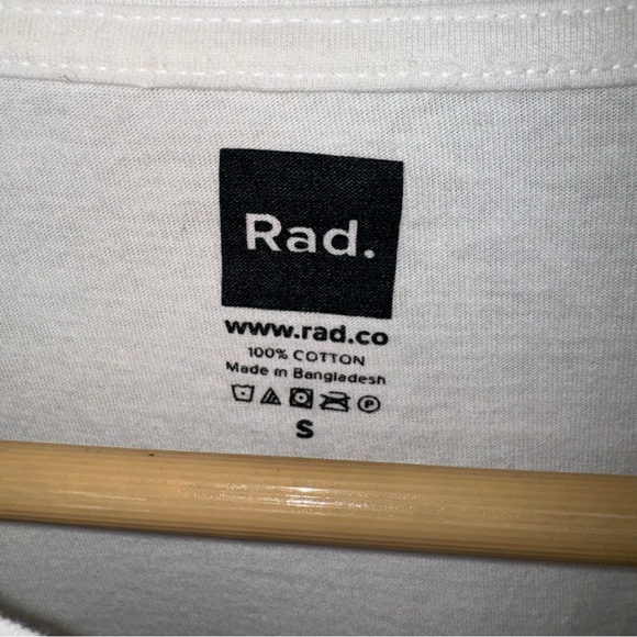 AIN’T NOBODY F WITH MY CLIQUE GRAPHIC TEE SHIRT RAD SMALL WHITE GREY - Picture 3 of 4